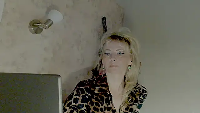 EroGoddes's cam snapshot