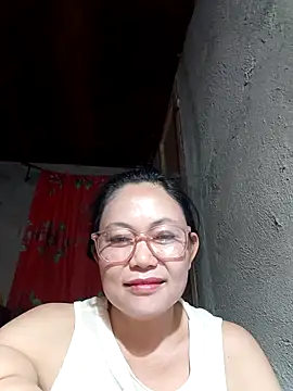 Everleigh_mom's cam snapshot