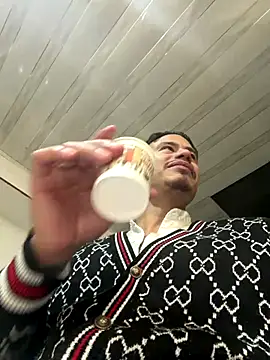 DominickVegas live sex cam