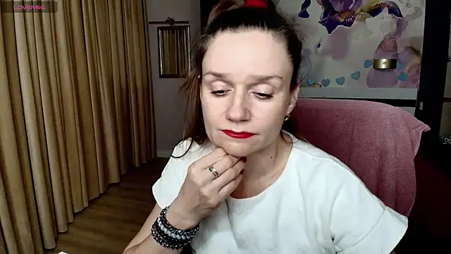 AriaGray's cam snapshot