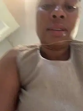 CurvyDesire1 live sex cam