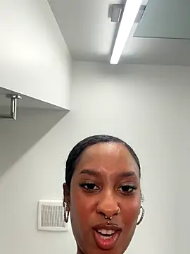 Your_Paris live sex cam