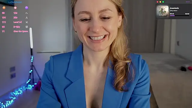 __Milana____'s cam snapshot