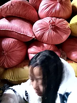 Minnakutew20 live sex cam