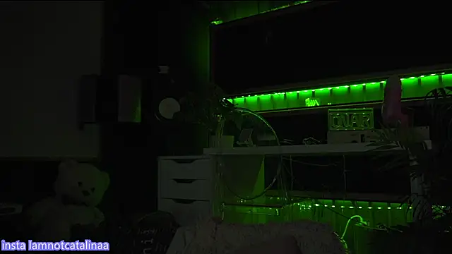 YourBabyPearl's cam snapshot