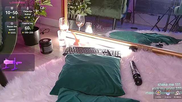 CutiePie69__'s cam snapshot