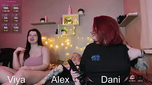 Dani_RedheaDevil's cam snapshot