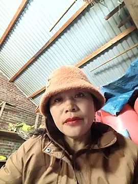 Y-eahi's cam snapshot