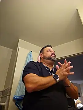 Roddog18 live sex cam