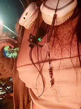 k_lebannon's cam snapshot