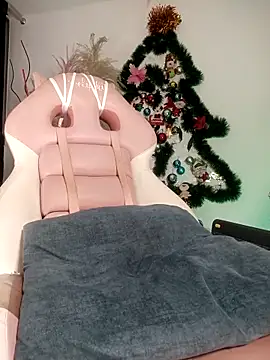 lovely_kitt's cam snapshot