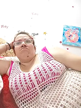 karlythoth@xh's cam snapshot