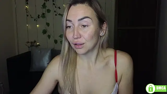 Kiss_julli88I's cam snapshot