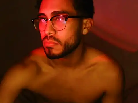 TU-MORENOO live sex cam