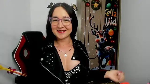 Sweet-Suck69 live sex cam