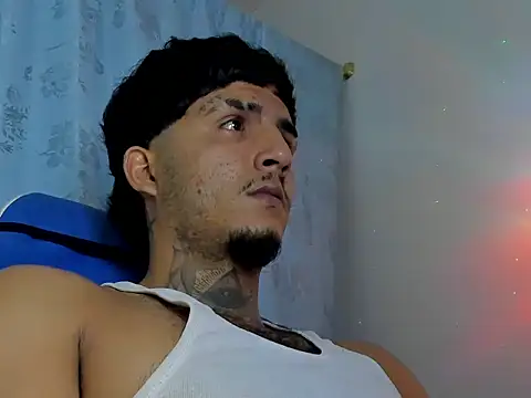 Lord_LuciferHotDirty777's cam snapshot