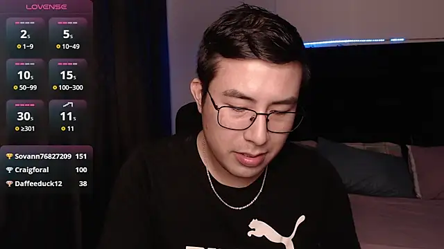 andrewmhilton_ live sex cam