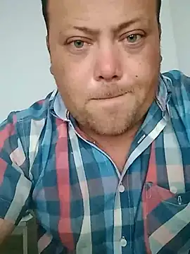 T14daniel's cam snapshot