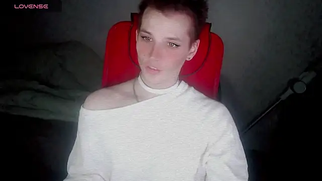 hellenspellman's cam snapshot