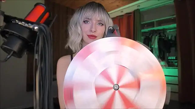 Mistress_Iris's cam snapshot