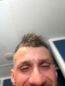 sexyhotstud12's cam snapshot