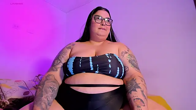 Apriilpeach_'s cam snapshot