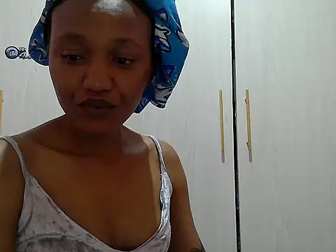 Creepy_Sexy's cam snapshot