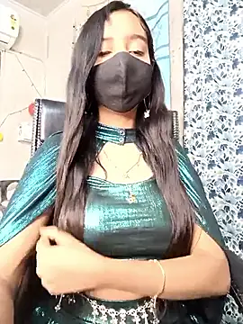 Parinaaz18 live sex cam