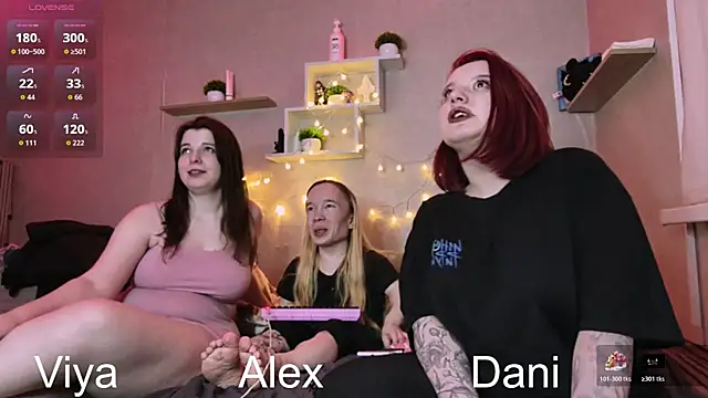 Dani_RedheaDevil live sex cam