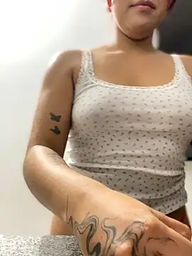 Zarahs_Blare1 live sex cam