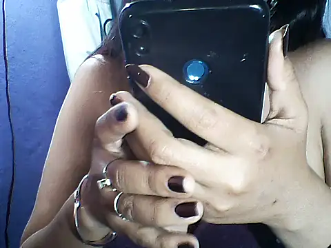 layanah12 live sex cam