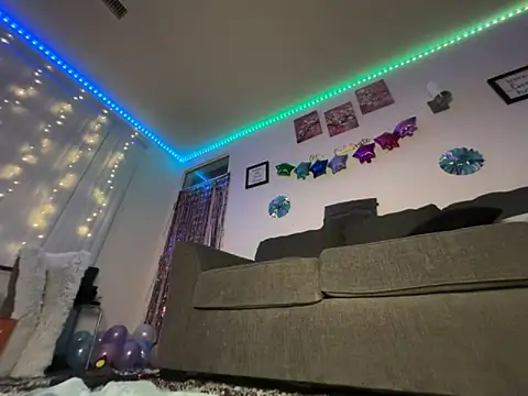 moan4mona's cam snapshot