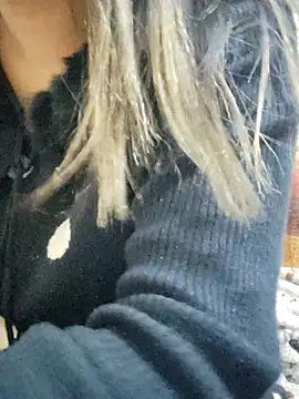 Tanha18 live sex cam