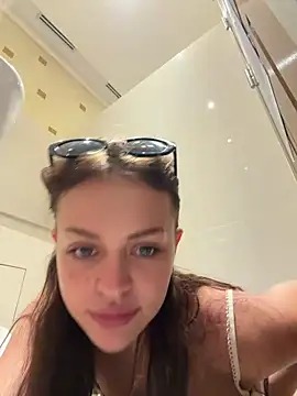 AngelinaTeller live sex cam