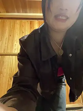 phungtiti live sex cam