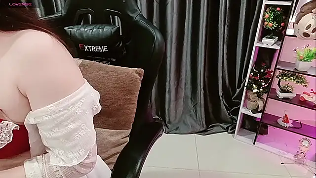 Yuki-yio live sex cam