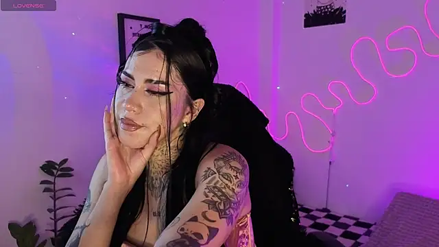 AnfisaLetyagho's cam snapshot