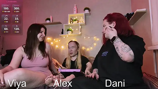 Dani_RedheaDevil's cam snapshot