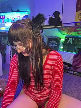 urpuppymoon's cam snapshot