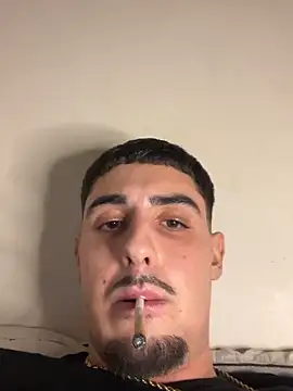 Vale_187 live sex cam