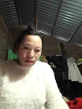 Y-eahi's cam snapshot