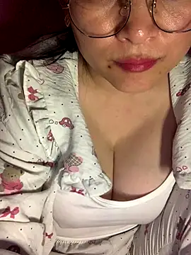 Star-sweet live sex cam