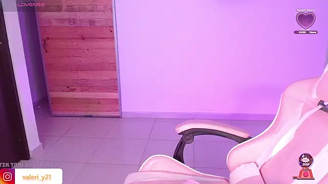 Moonbell_bell's cam snapshot