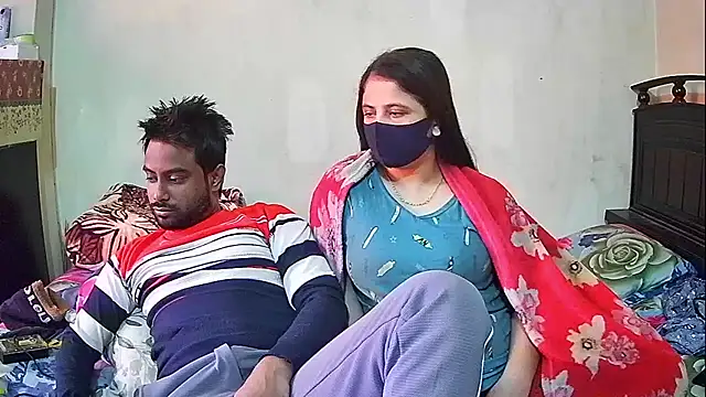 Younger_Couples live sex cam