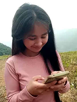 Him_MountainGirl live sex cam