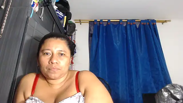 adrixxx38 live sex cam