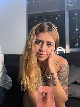 JoselinFlower_'s cam snapshot