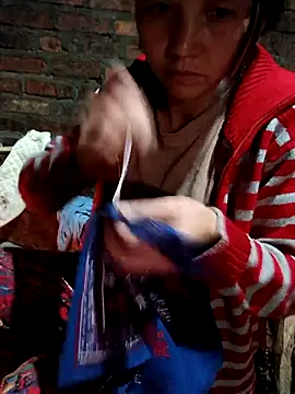 kemtuoi-sex's cam snapshot