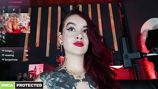 Liilith_goddess_'s cam snapshot