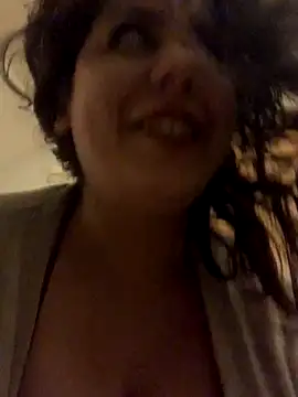 holyeroticss live sex cam